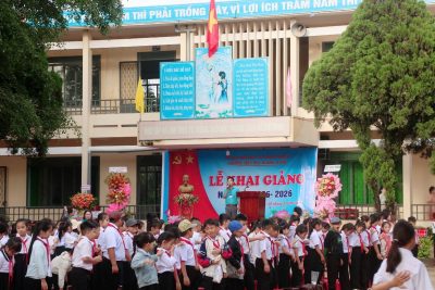 LỄ KHAI GIẢNG ĐẶC BIỆT VỚI DẤU ẤN “KỈ NIỆM 80 NĂM THÀNH LẬP BỘ QUỐC GIA GIÁO DỤC”